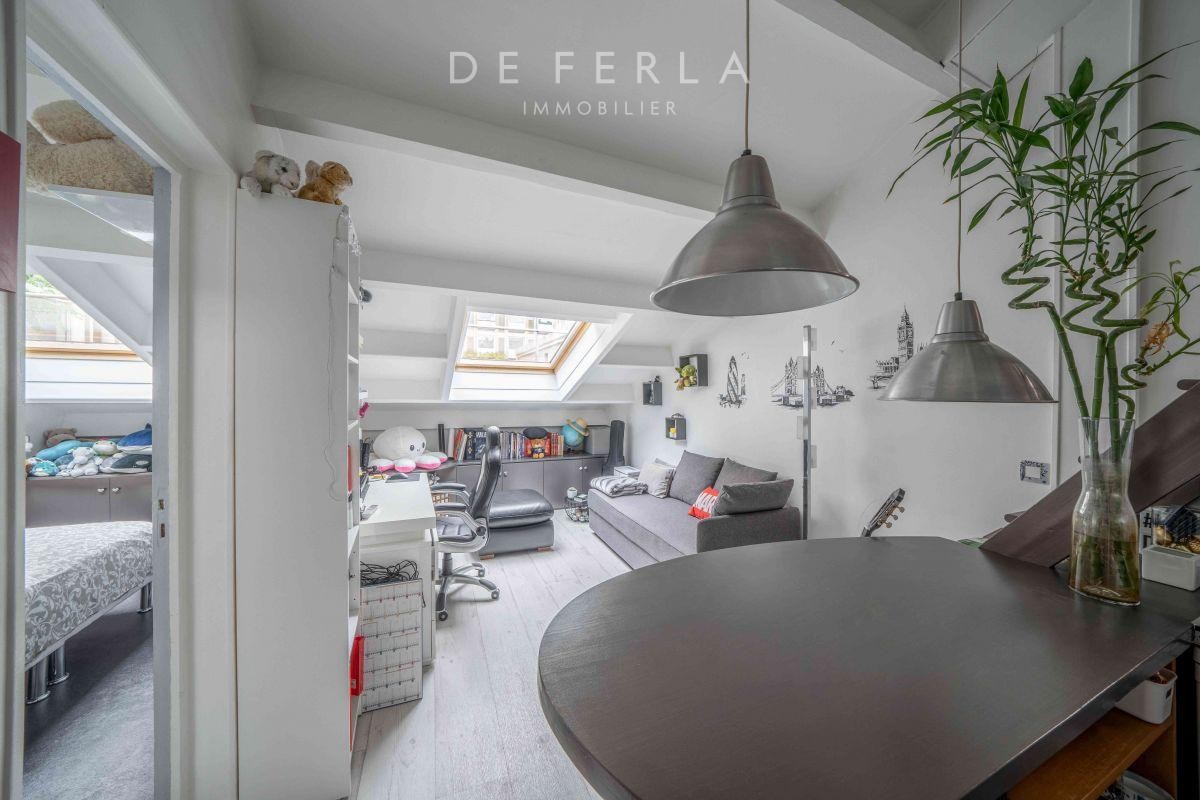 Vente Appartement à Paris Buttes-Chaumont 19e arrondissement 9 pièces