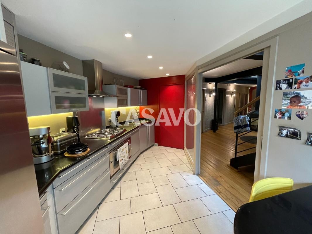 Vente Appartement à Lyon 8e arrondissement 6 pièces