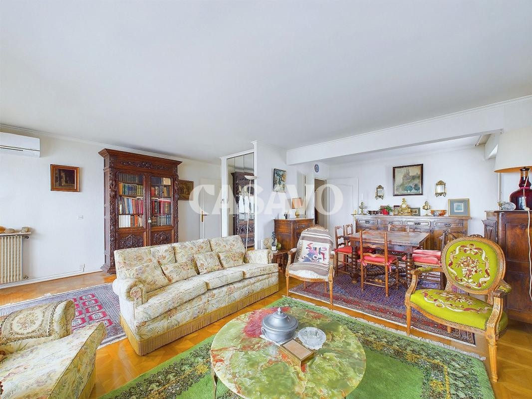 Vente Appartement à Paris Buttes-Chaumont 19e arrondissement 5 pièces