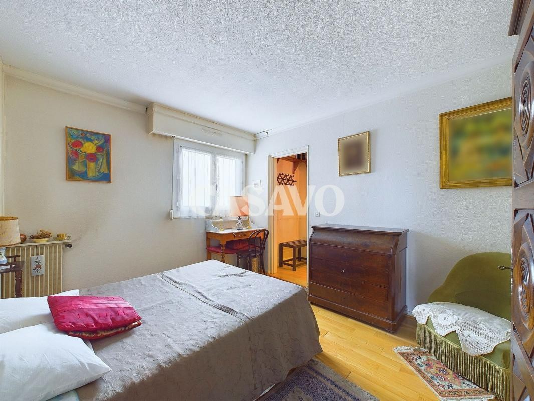 Vente Appartement à Paris Buttes-Chaumont 19e arrondissement 5 pièces