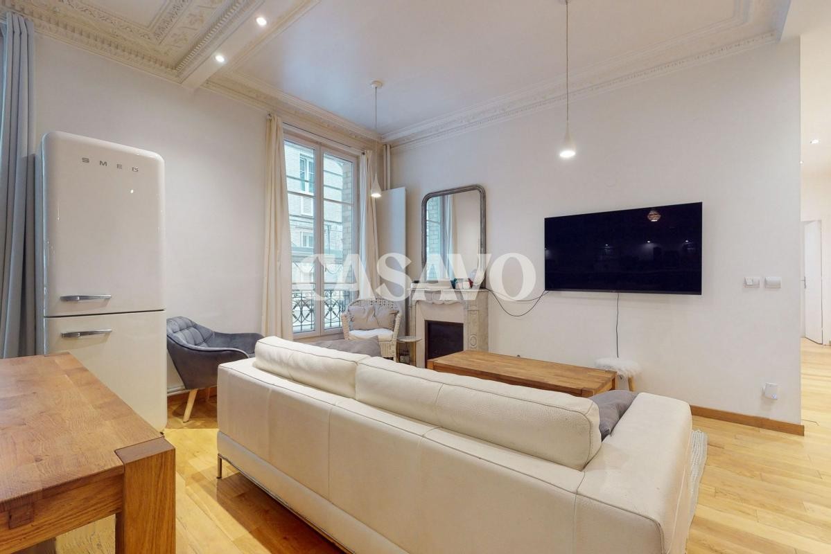 Vente Appartement à Paris Buttes-Chaumont 19e arrondissement 5 pièces