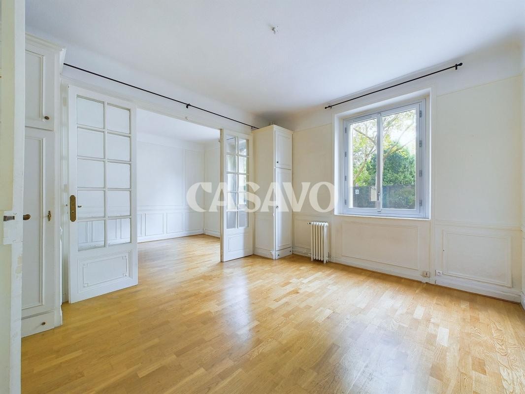 Vente Appartement à Paris Buttes-Chaumont 19e arrondissement 3 pièces