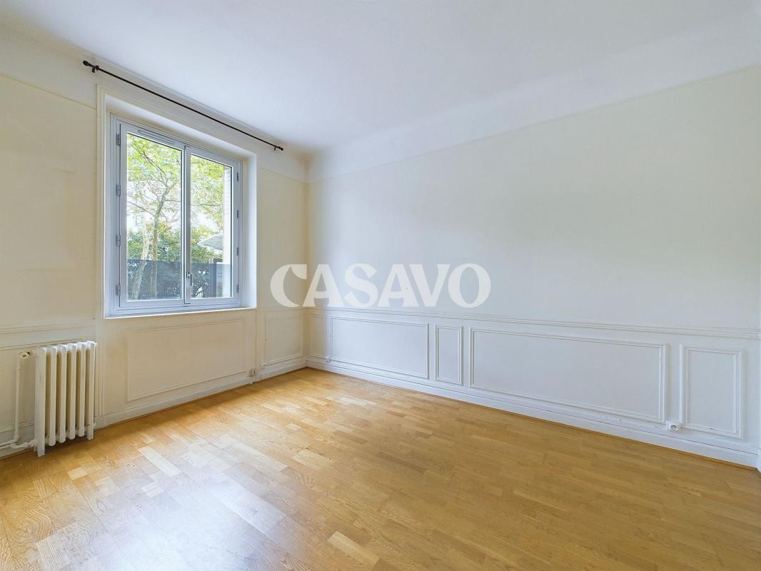 Vente Appartement à Paris Buttes-Chaumont 19e arrondissement 3 pièces