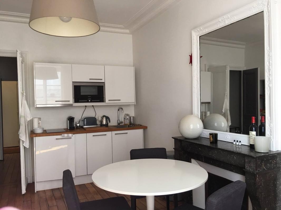 Location Appartement à Paris Hôtel de Ville 4e arrondissement 2 pièces