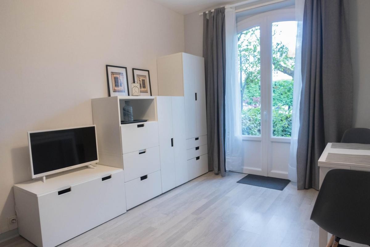 Location Appartement à Saint-Mandé 1 pièce