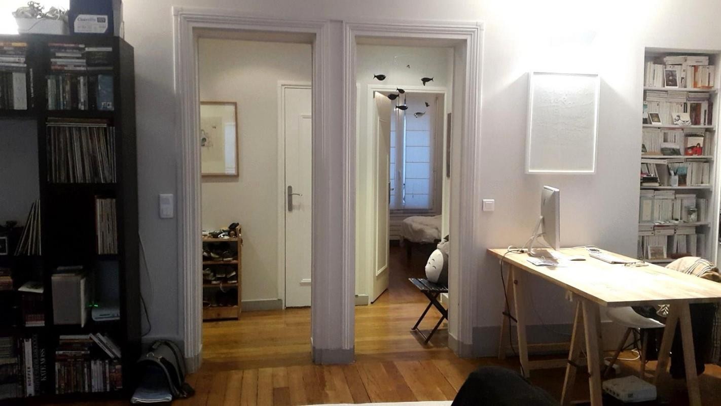 Location Appartement à Paris Entrepôt 10e arrondissement 2 pièces