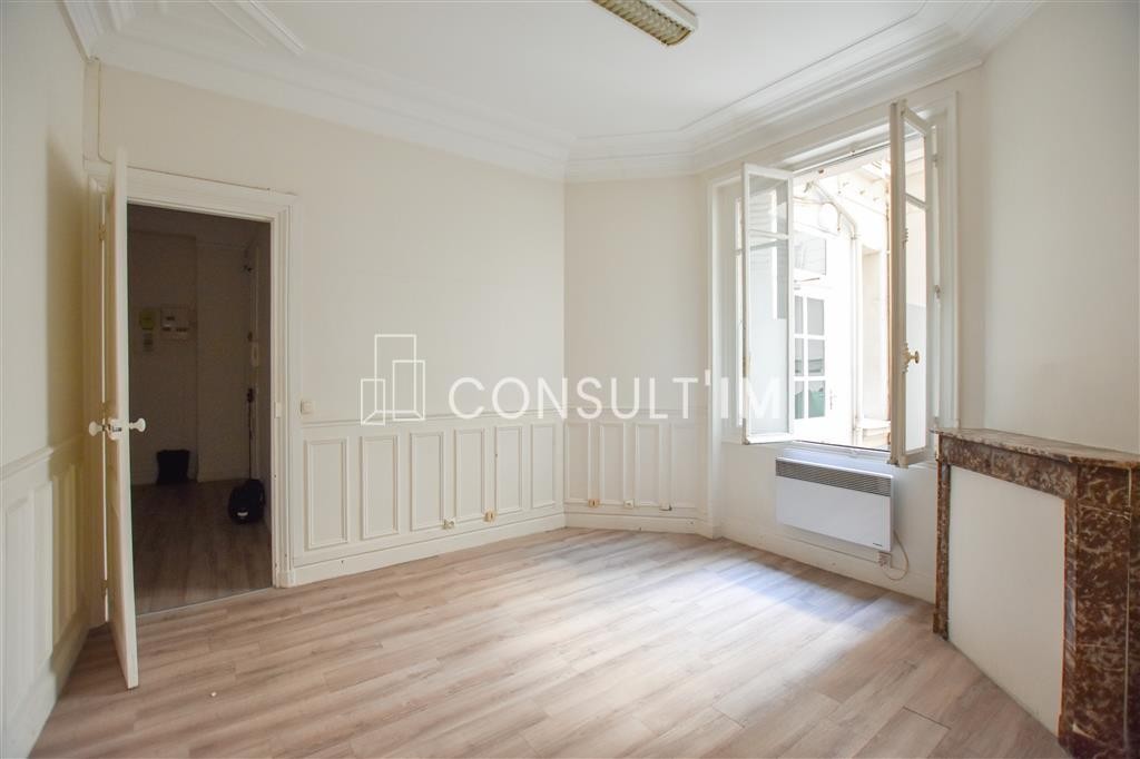 Vente Appartement à Paris Batignolles-Monceaux 17e arrondissement 2 pièces