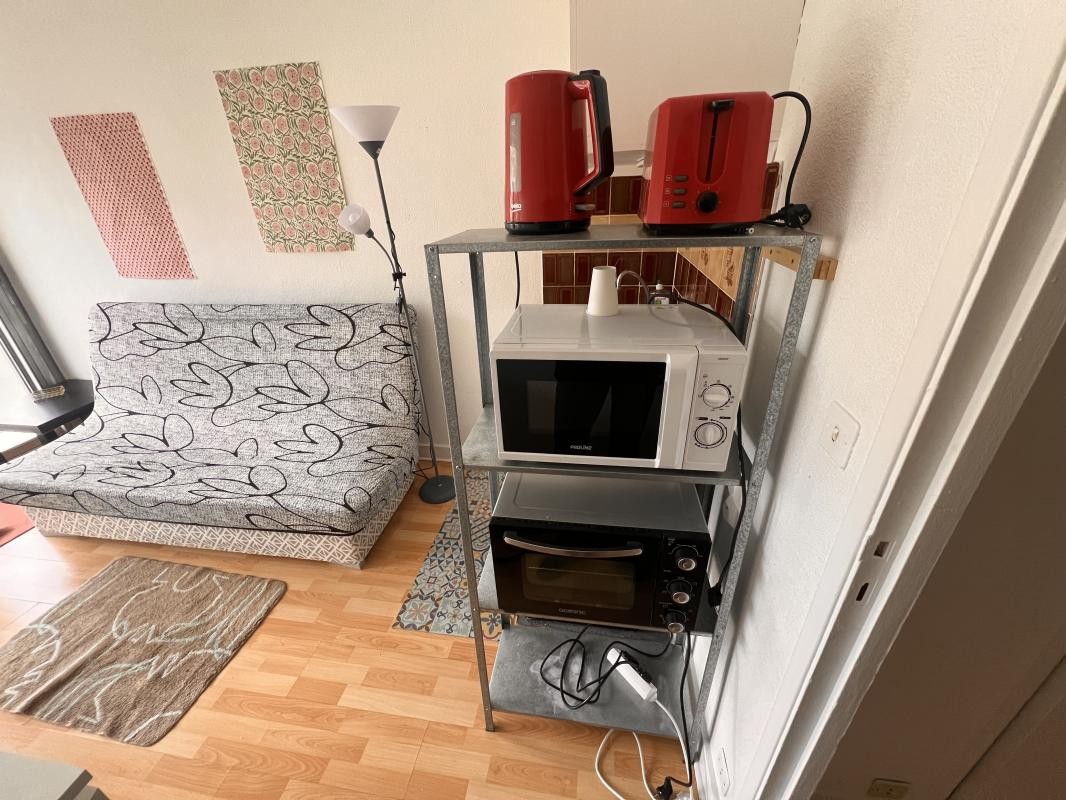 Location Appartement à Paris Buttes-Chaumont 19e arrondissement 1 pièce