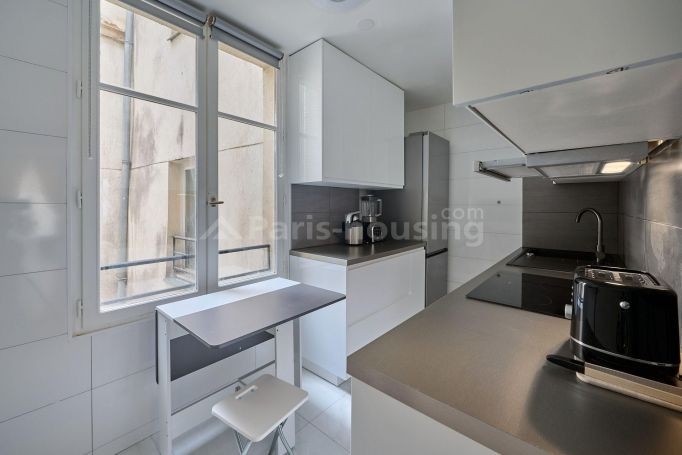 Location Appartement à Paris Louvre 1er arrondissement 2 pièces