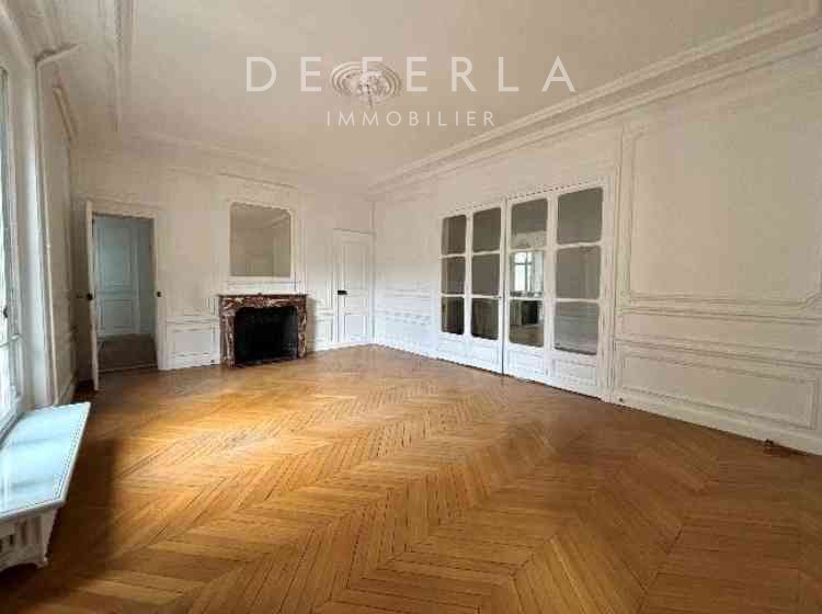 Location Appartement à Neuilly-sur-Seine 6 pièces