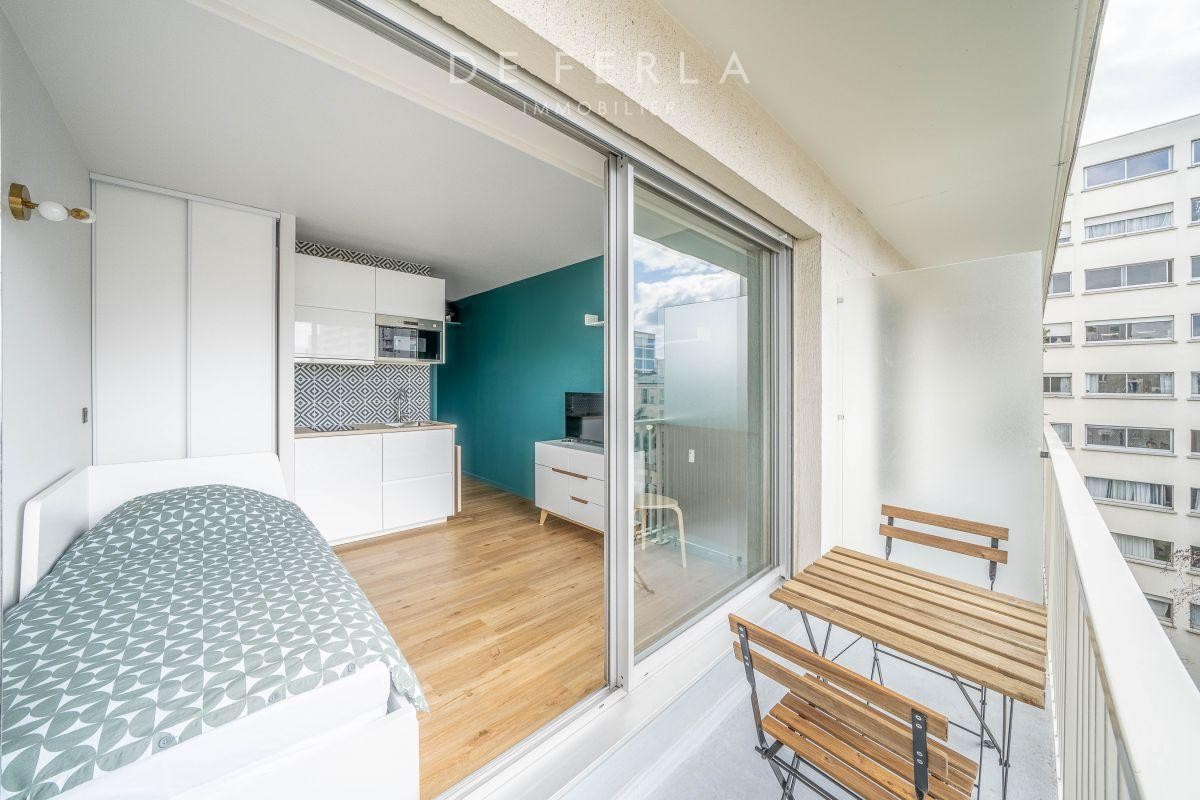 Location Appartement à Paris Buttes-Chaumont 19e arrondissement 1 pièce