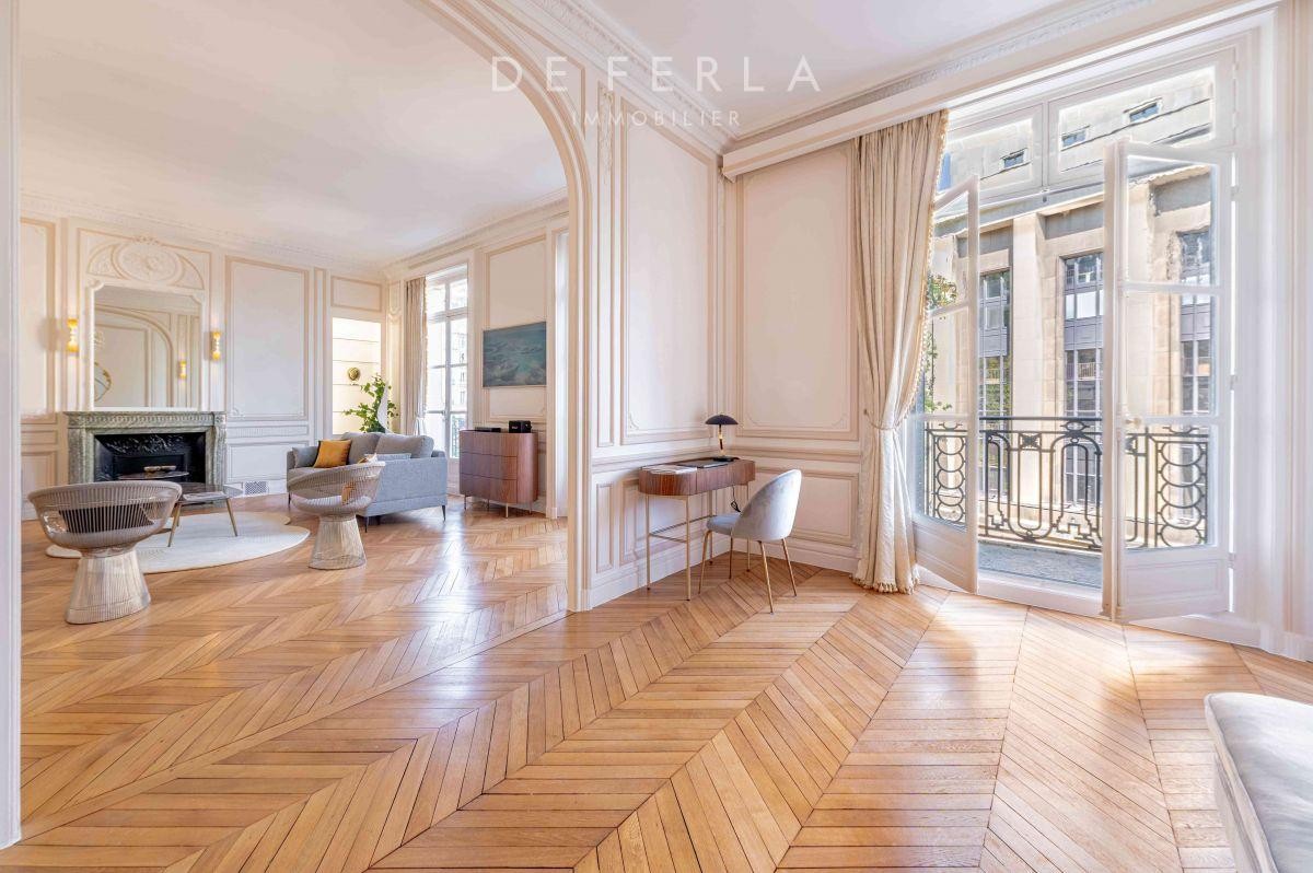 Location Appartement à Paris Passy 16e arrondissement 7 pièces