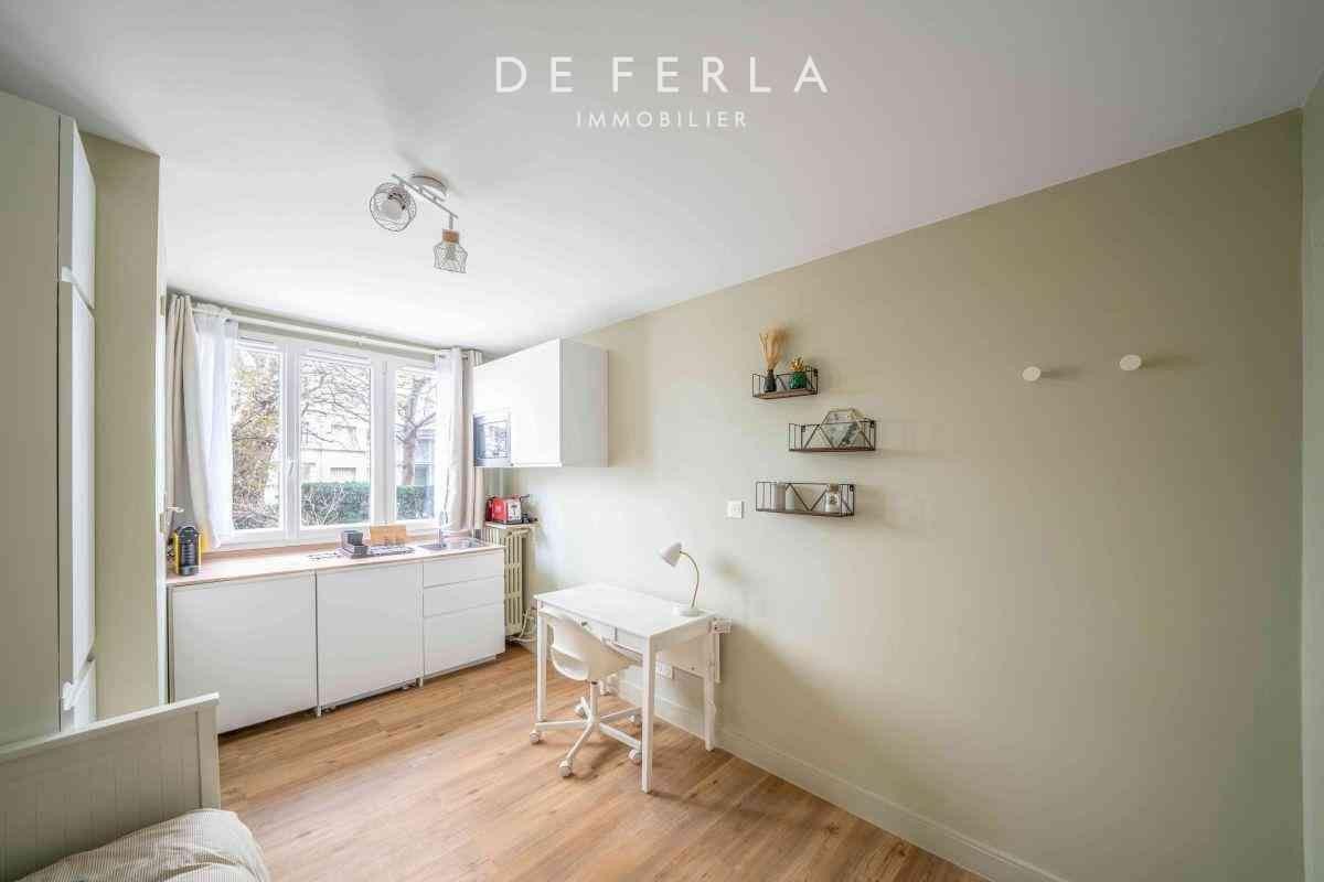 Location Appartement à Paris Vaugirard 15e arrondissement 1 pièce