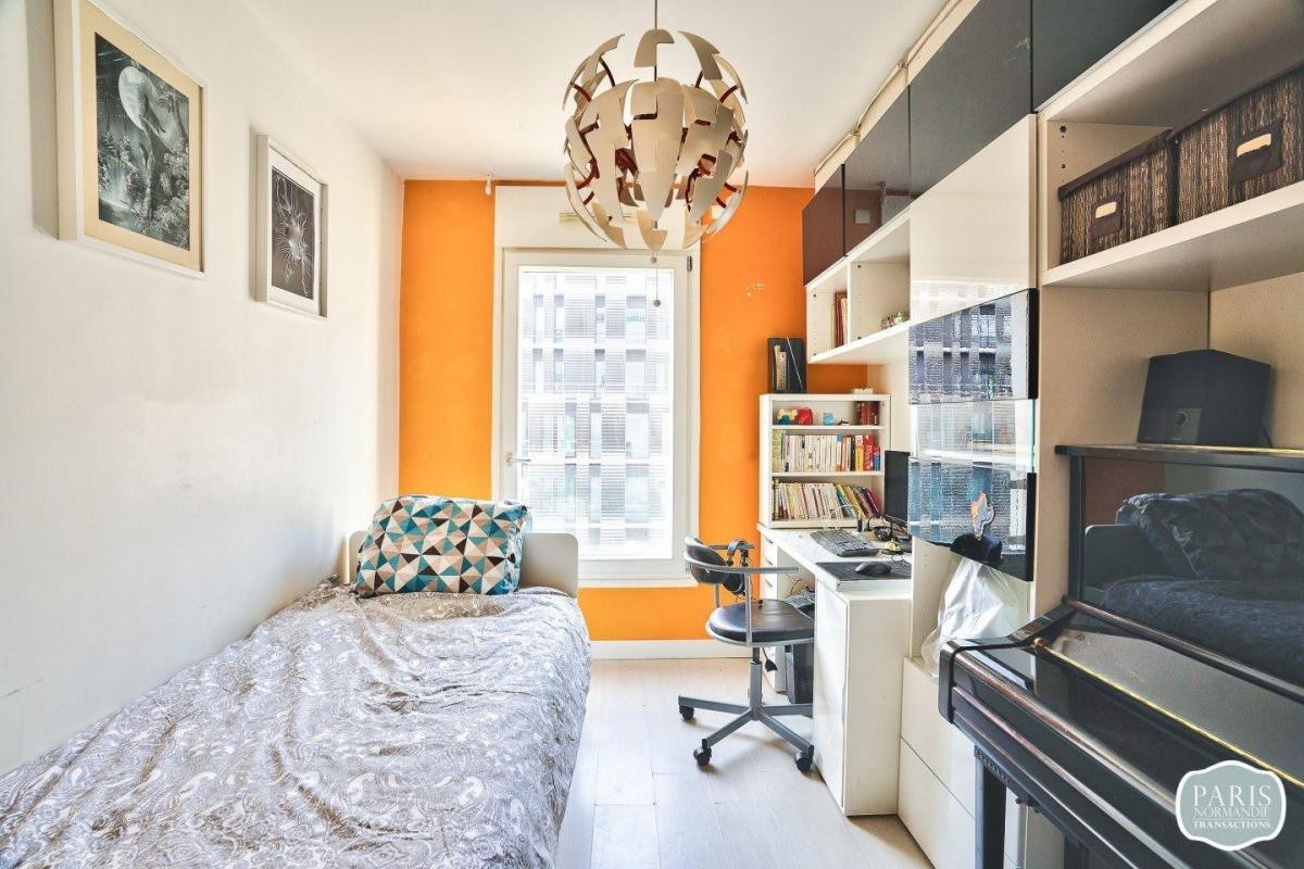 Vente Appartement à Paris Buttes-Chaumont 19e arrondissement 3 pièces