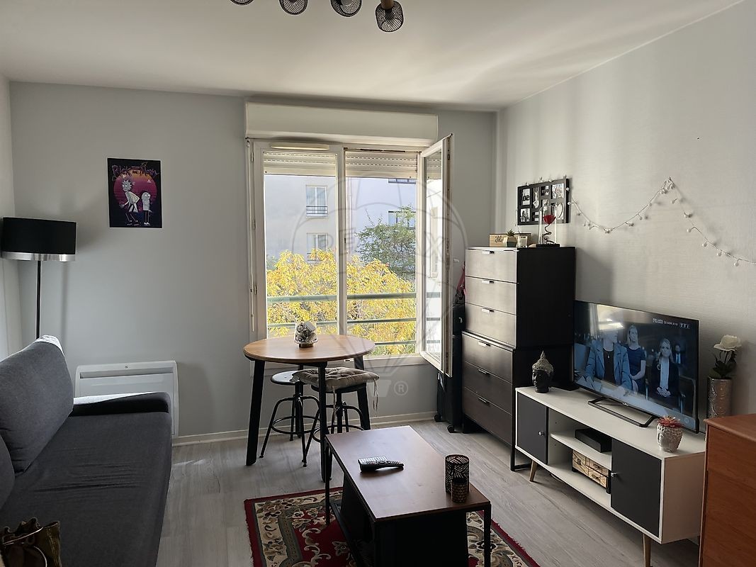 Vente Appartement à Paris Buttes-Chaumont 19e arrondissement 1 pièce