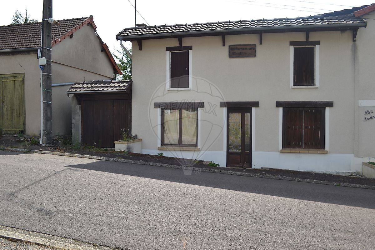 Vente Maison à Saint-Honoré-les-Bains 14 pièces