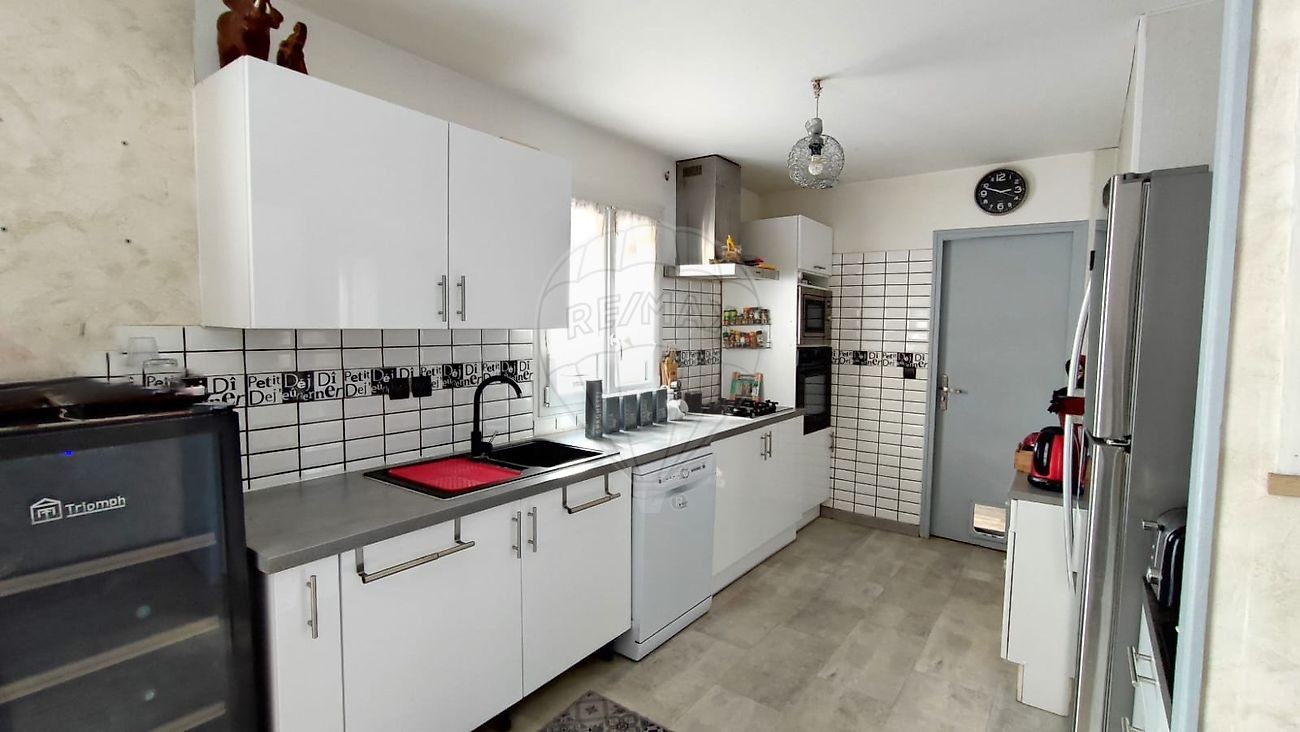 Vente Maison à Fontenailles 8 pièces