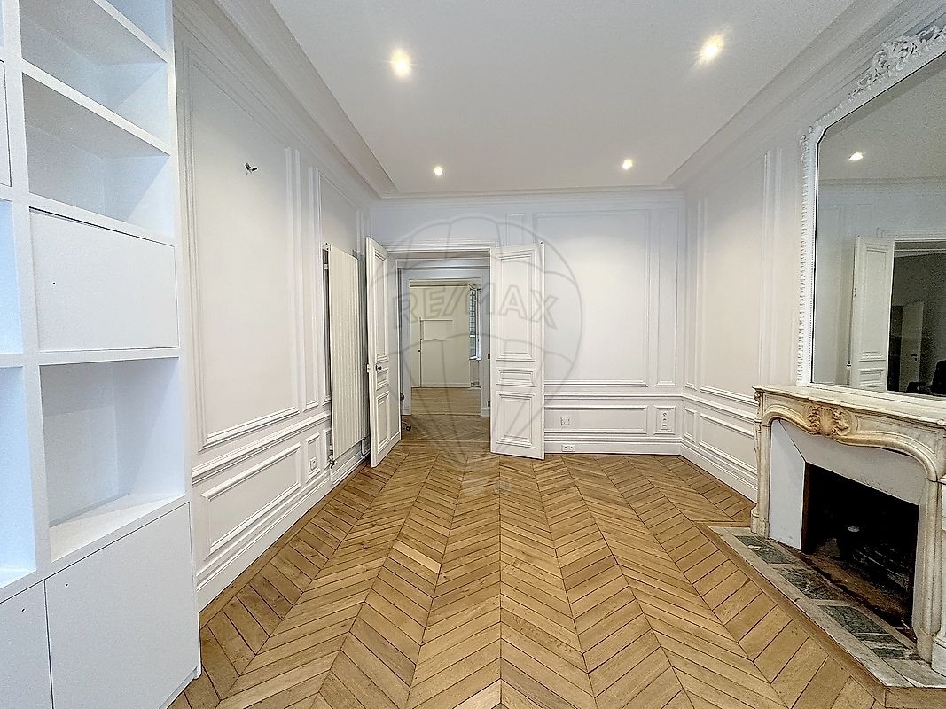 Vente Appartement à Paris Élysée  8e arrondissement 4 pièces