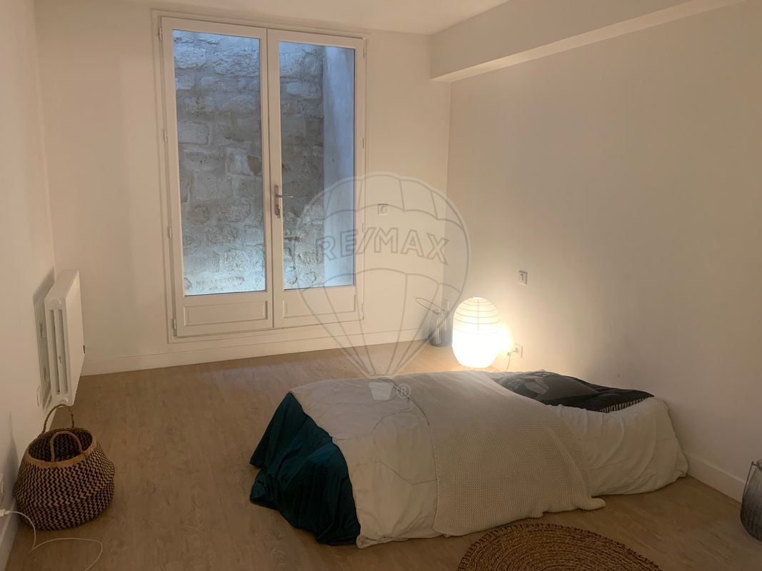 Vente Appartement à Paris Buttes-Chaumont 19e arrondissement 8 pièces