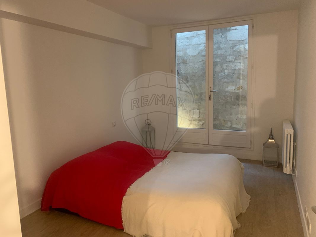 Vente Appartement à Paris Buttes-Chaumont 19e arrondissement 8 pièces