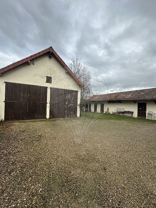 Vente Maison à Saint-Germain-du-Bois 8 pièces