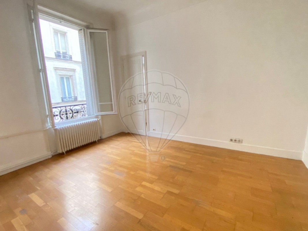 Vente Appartement à Paris Batignolles-Monceaux 17e arrondissement 2 pièces