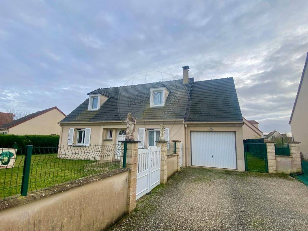 Vente Maison à Étampes 7 pièces