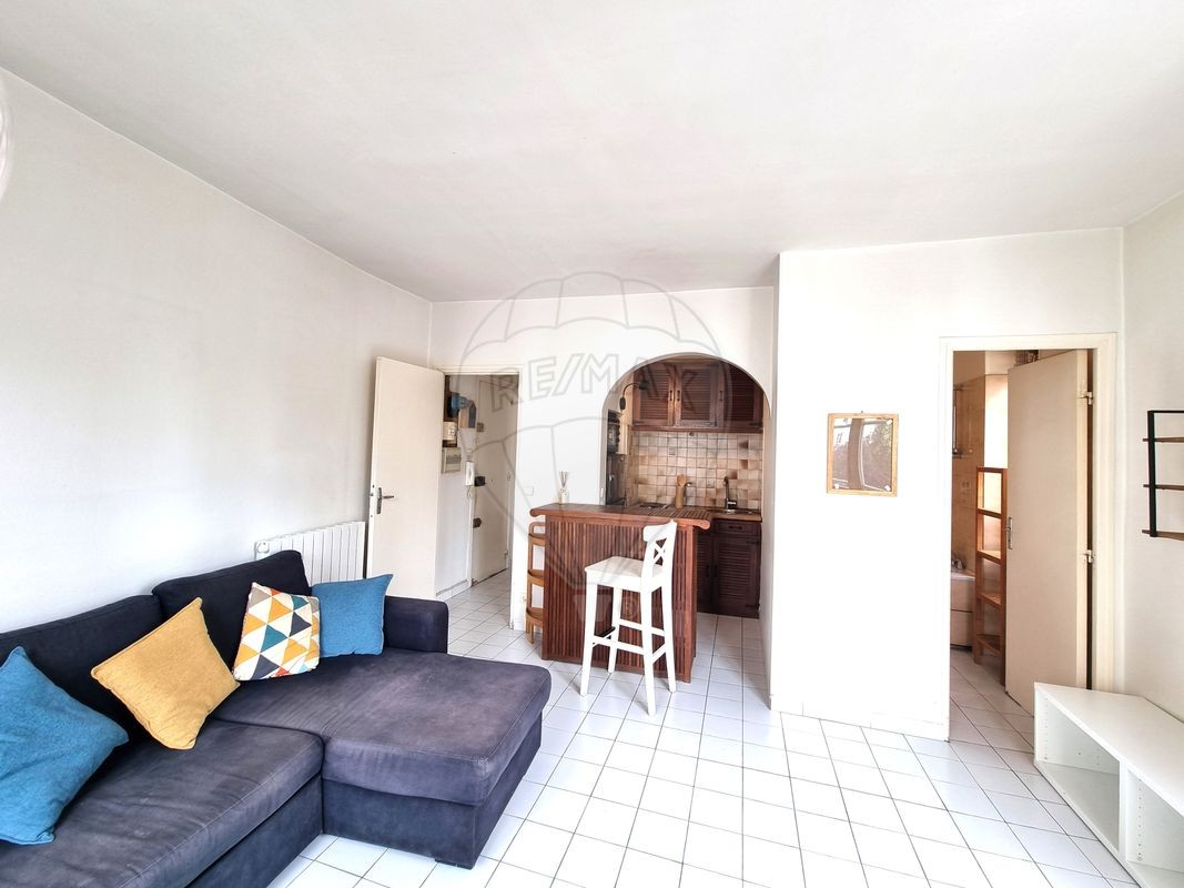 Vente Appartement à Paris Butte-Montmartre 18e arrondissement 2 pièces