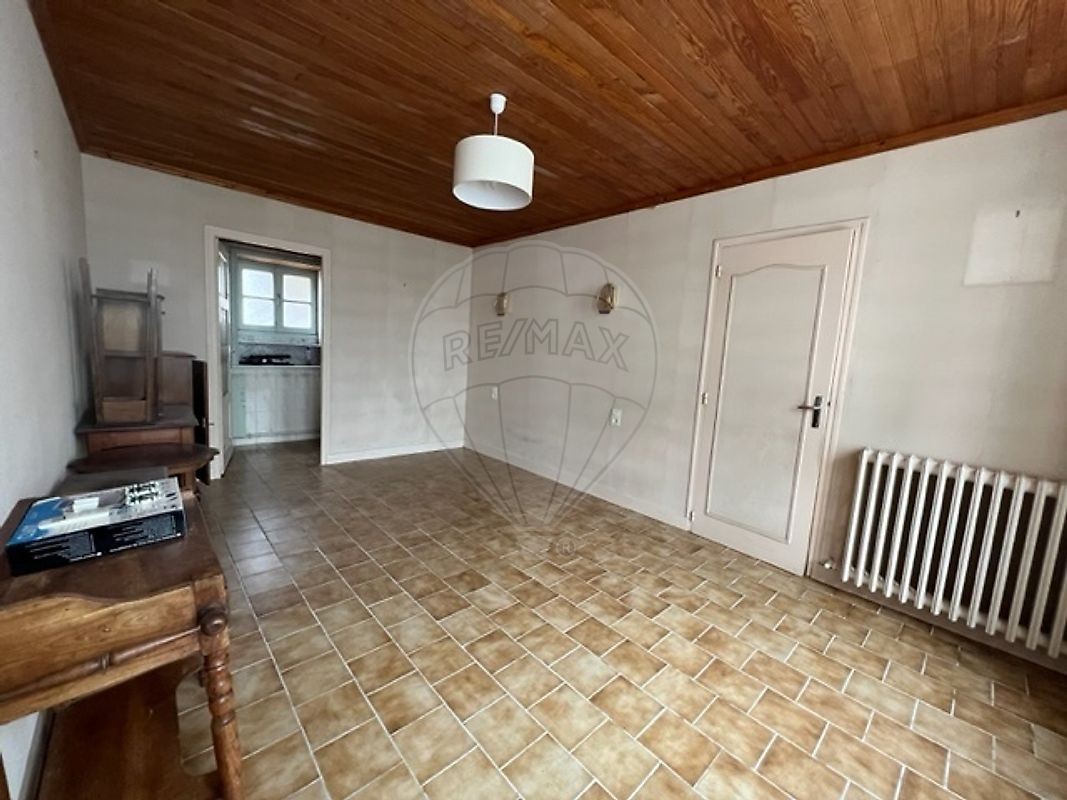 Vente Maison à Saint-Denis-le-Vêtu 11 pièces