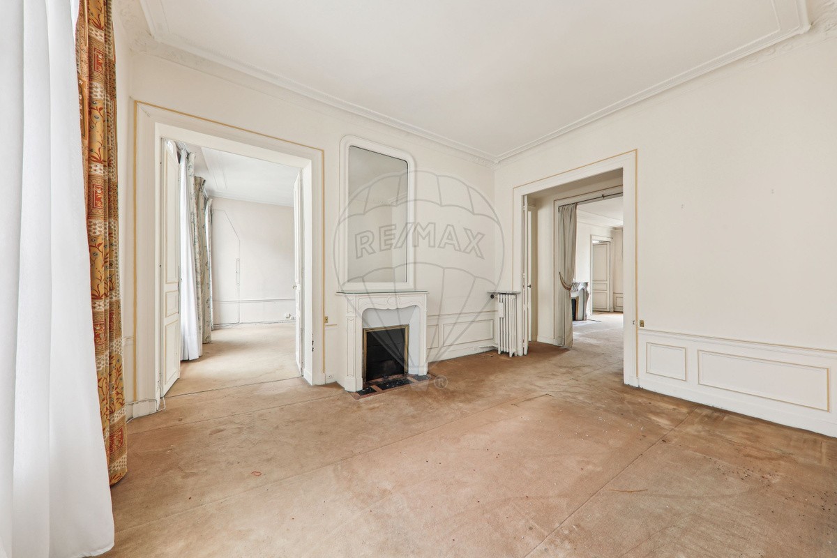 Vente Appartement à Paris Palais-Bourbon 7e arrondissement 6 pièces