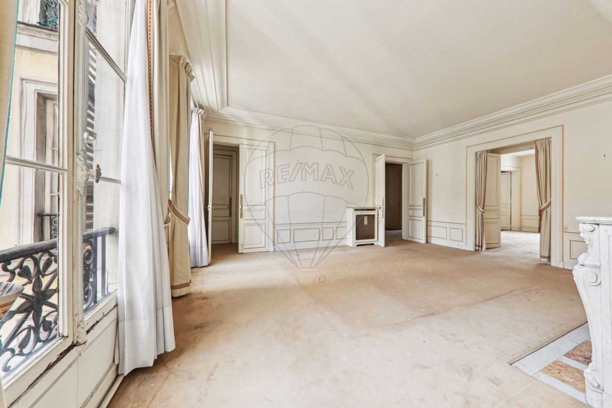 Vente Appartement à Paris Palais-Bourbon 7e arrondissement 6 pièces