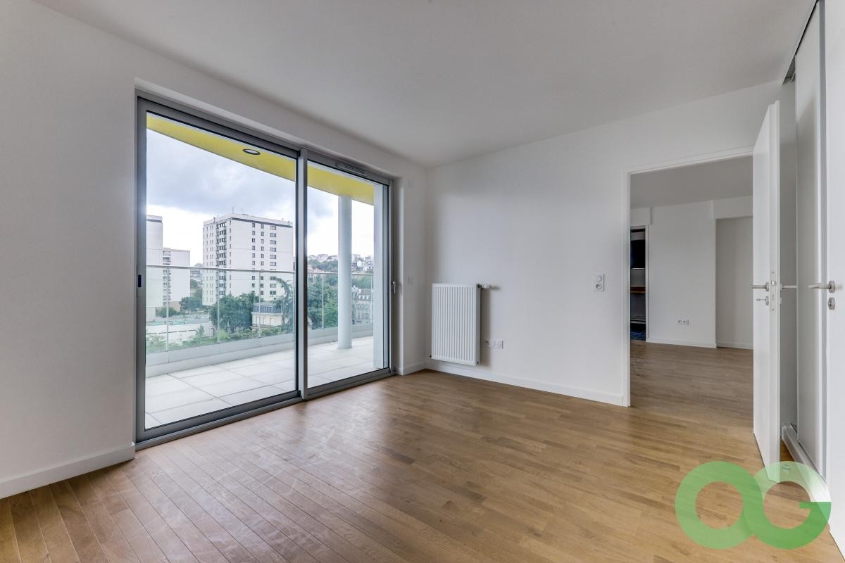 Location Appartement à Suresnes 2 pièces