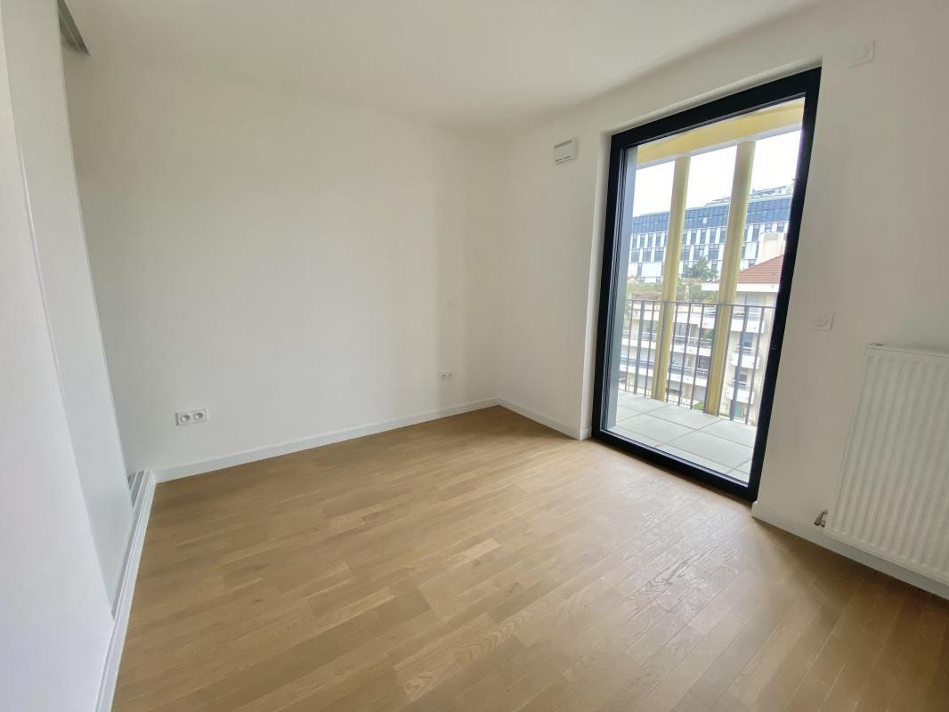 Location Appartement à Suresnes 4 pièces