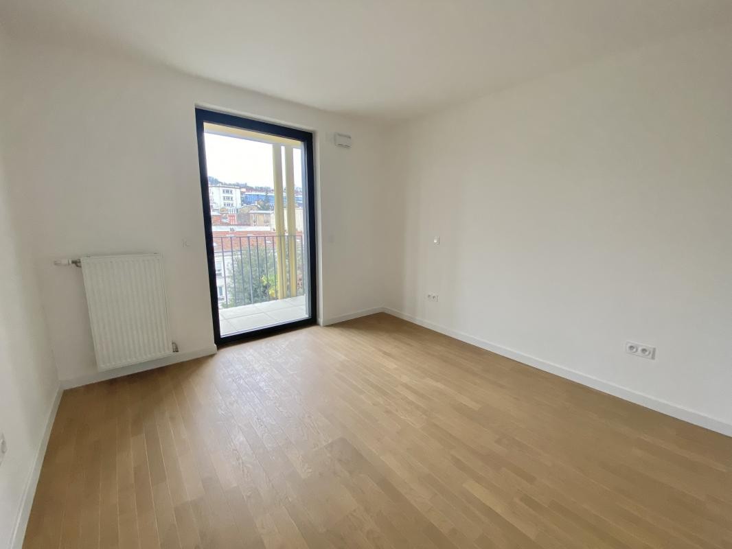 Location Appartement à Suresnes 4 pièces