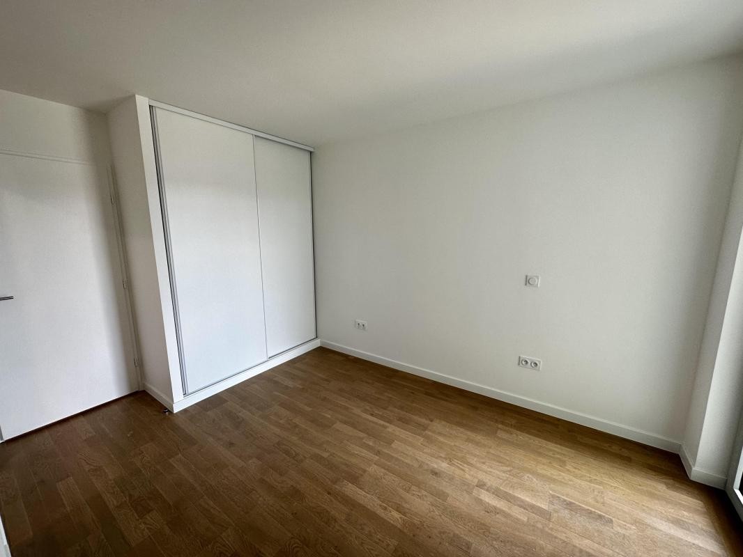 Location Appartement à Suresnes 4 pièces