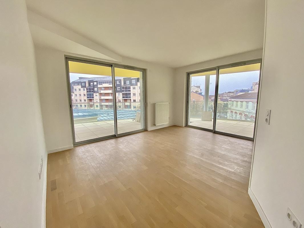 Location Appartement à Suresnes 4 pièces