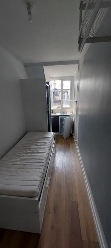 Location Appartement à Paris Batignolles-Monceaux 17e arrondissement 1 pièce