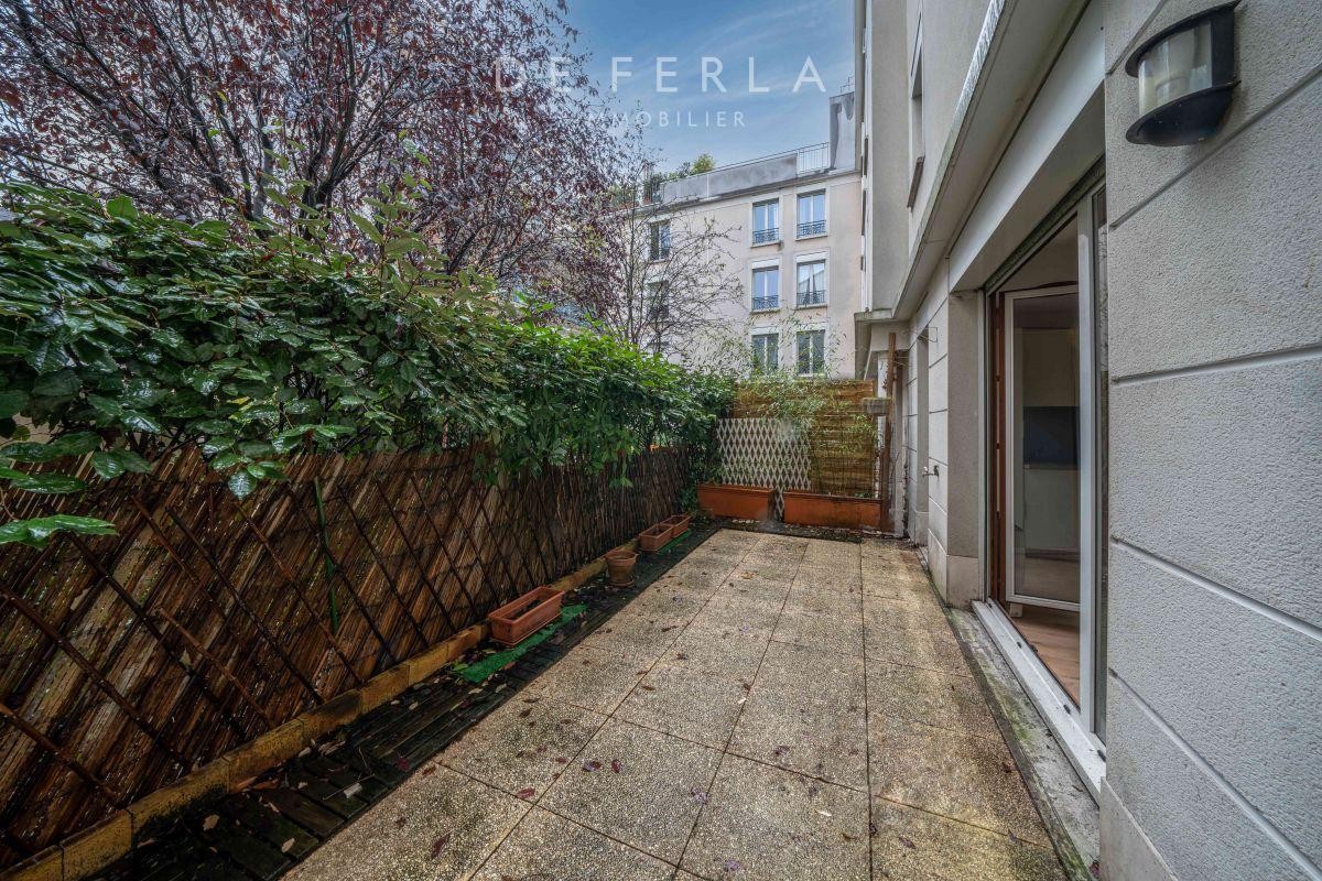 Vente Appartement à Paris Butte-Montmartre 18e arrondissement 2 pièces