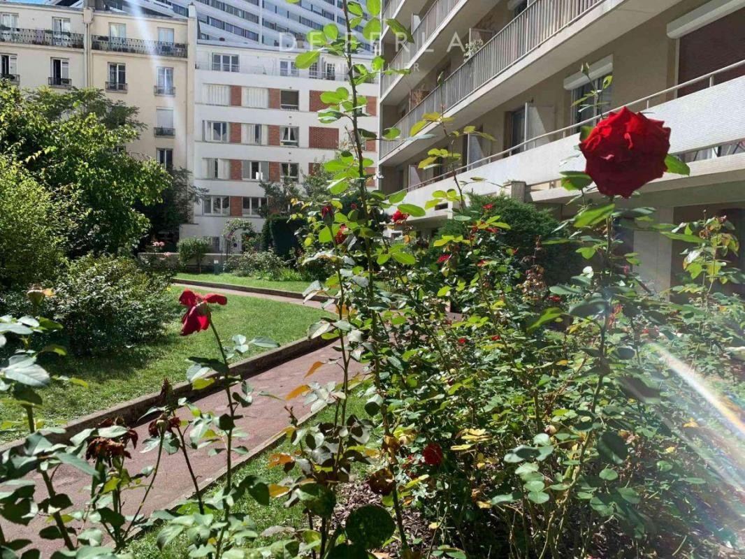 Vente Appartement à Paris Vaugirard 15e arrondissement 3 pièces