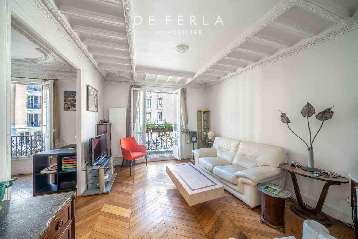 Vente Appartement à Paris Vaugirard 15e arrondissement 4 pièces