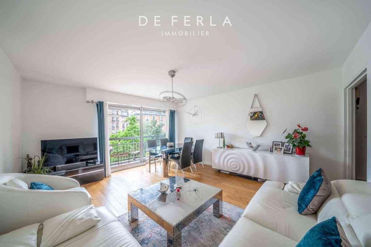 Vente Appartement à Paris Vaugirard 15e arrondissement 3 pièces