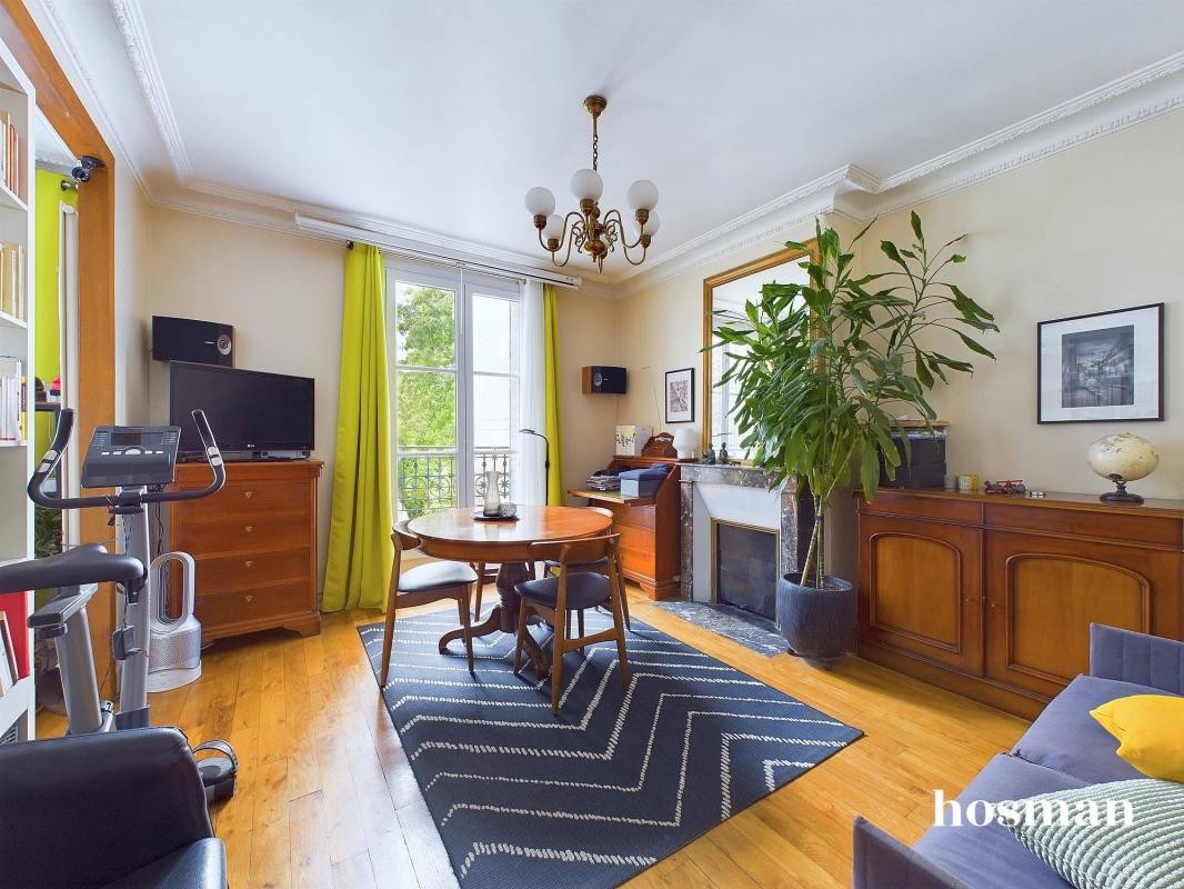 Vente Appartement à Paris Buttes-Chaumont 19e arrondissement 3 pièces