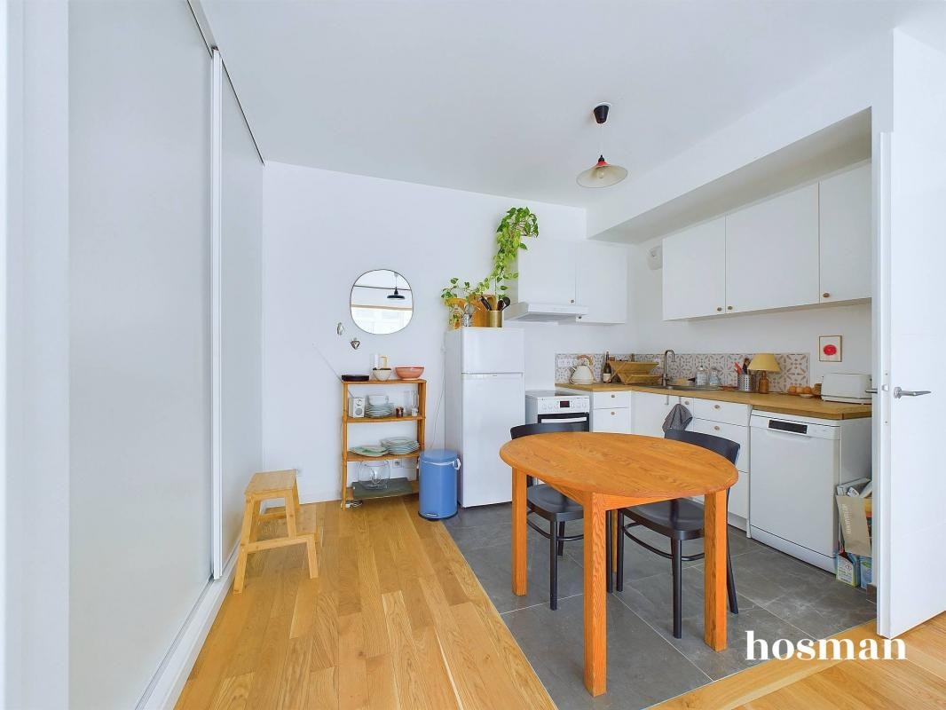 Vente Appartement à Paris Buttes-Chaumont 19e arrondissement 2 pièces