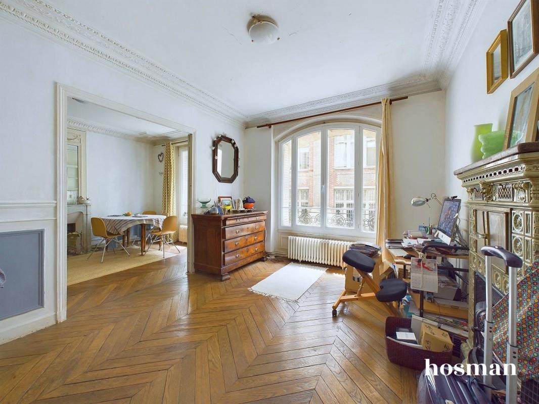 Vente Appartement à Paris Buttes-Chaumont 19e arrondissement 4 pièces