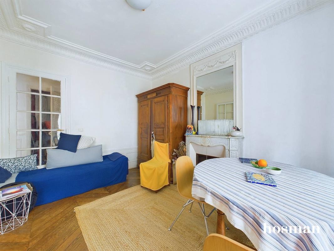 Vente Appartement à Paris Buttes-Chaumont 19e arrondissement 4 pièces