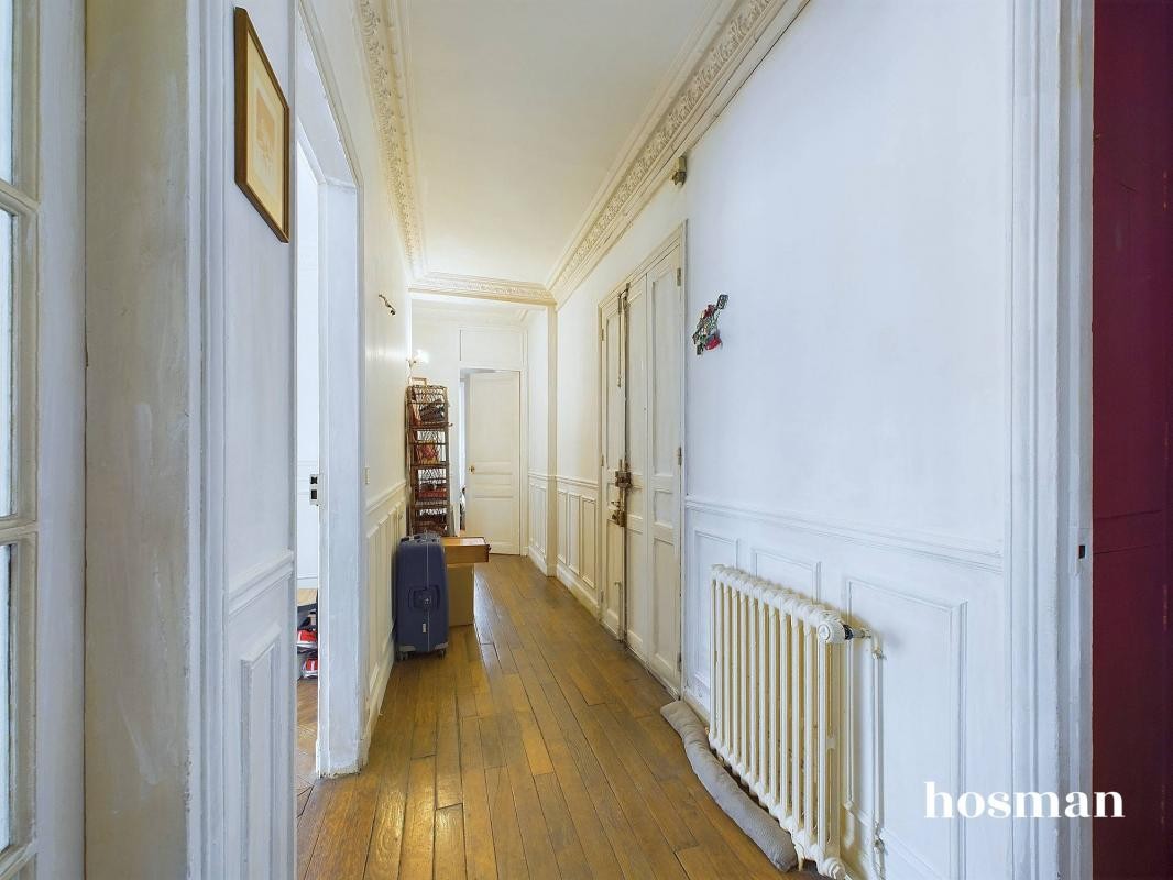 Vente Appartement à Paris Buttes-Chaumont 19e arrondissement 4 pièces