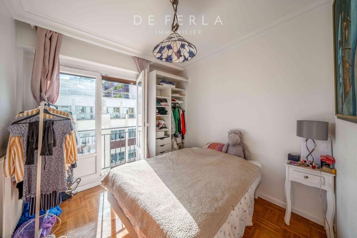 Vente Appartement à Paris Palais-Bourbon 7e arrondissement 3 pièces