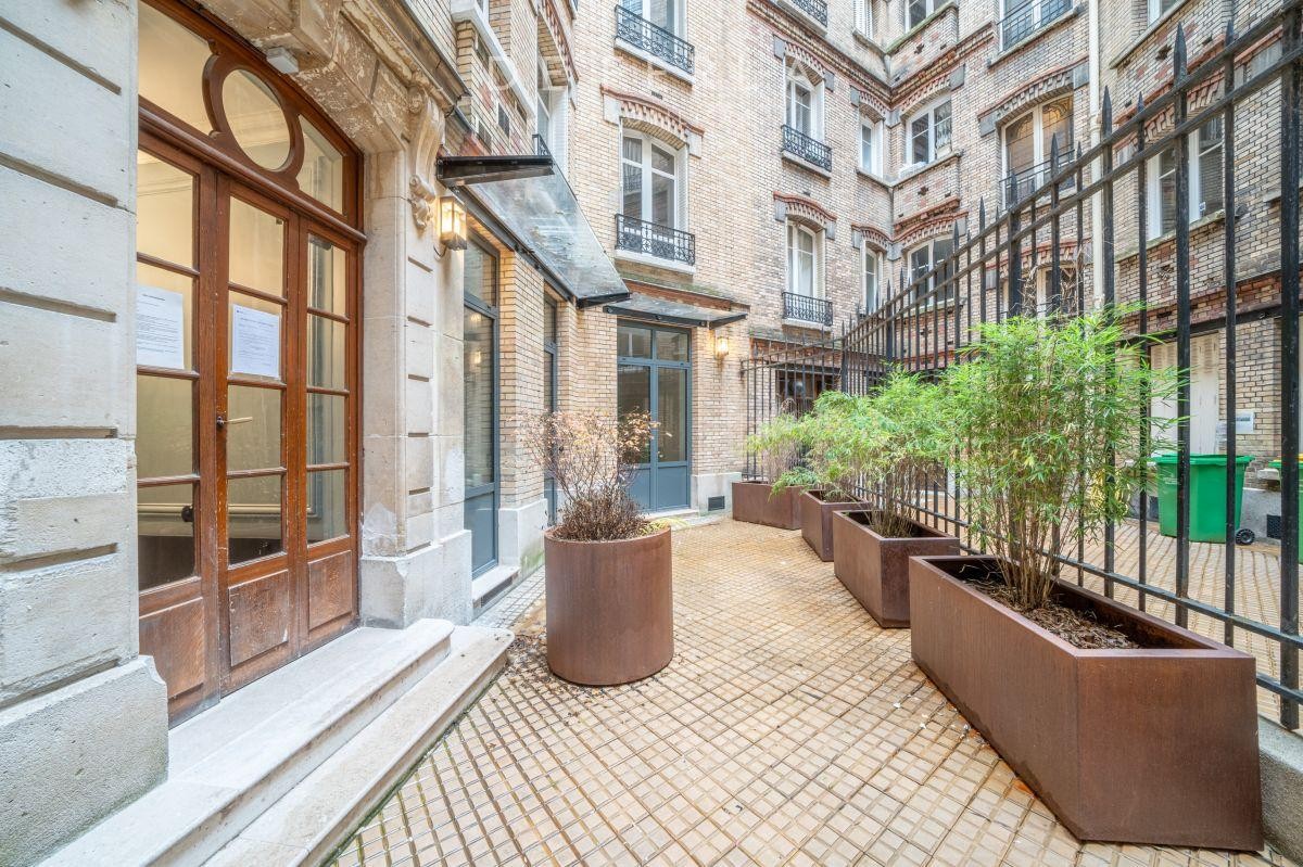 Vente Appartement à Paris Élysée  8e arrondissement 3 pièces