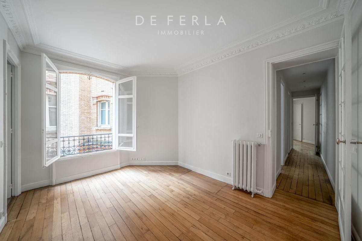 Vente Appartement à Paris Élysée  8e arrondissement 3 pièces