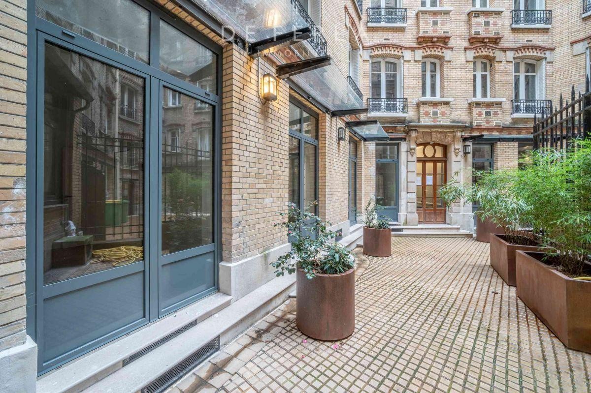 Vente Appartement à Paris Élysée  8e arrondissement 3 pièces